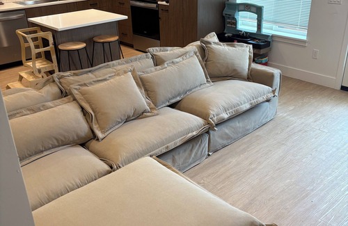 Eugene Casa | Clean and Contemporary Stay in Eugene.
