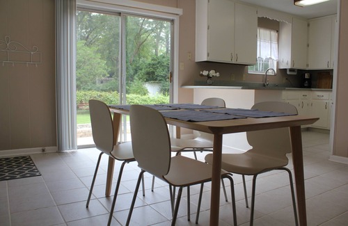 Tallahassee Casa | Limpie y abra 3bd / 2ba en un vecindario tranquilo y cercano