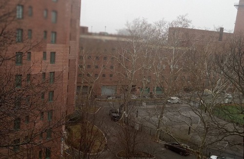 Parkchester Condominio | Clean and quiet living quarters