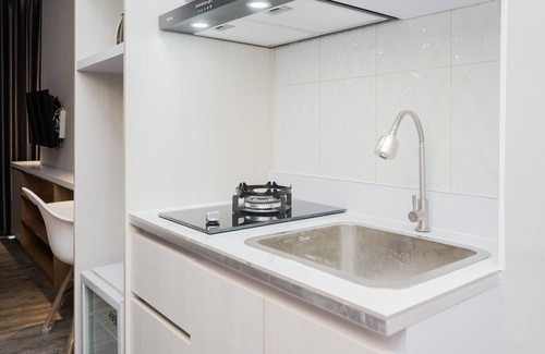 Serpong Apartamento | Clean and Tidy Studio Room at Tree Park Apartment