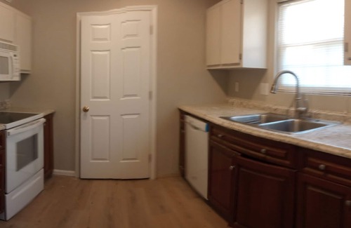 High Point Casa | Clean Comfy Cottage - Near Downtown High Point Furniture Market, Hospitals & HPU