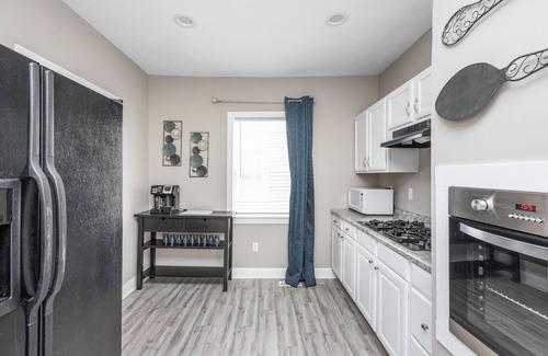 Indianapolis Casa | Limpio y cómodo, ideal para familias, a 5 minutos del centro