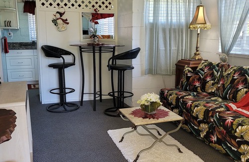 Maunalani Heights Apartamento | CLEAN, COOL, COZY, CONVENIENT 1/1/1cozy, convenient