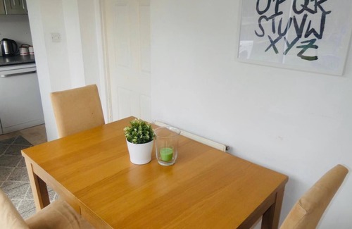 Ashburton Casa | Clean & Cosy 3 Bed House with Free Pvt Parking