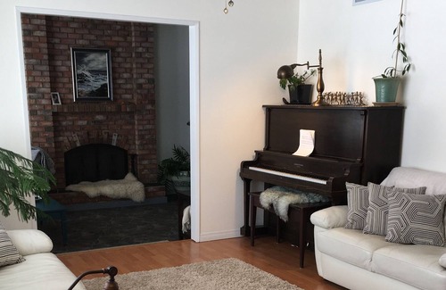 Rutland Casa | Clean cosy cottage with fenced backyard
