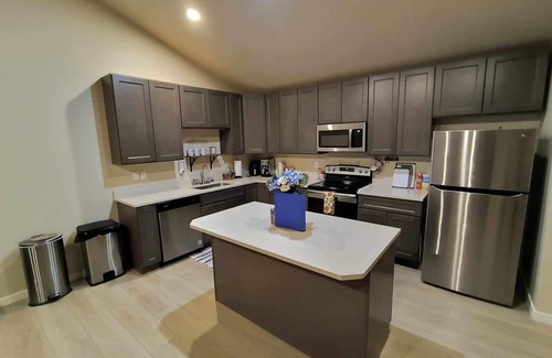 Country Homes Casa | Clean Cozy Family Home near Whitworth University, park,shopping and Mt Spokane