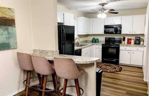 Lubbock Casa | ★Clean&Fresh★3BR/2BA★EZ access to S LBK/S Loop 289