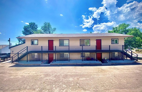 Southeast Colorado Springs Apartamento | Clean Modern Eastside Colorado Springs Apartment Delta