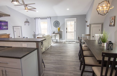 Six Mile Casa | Clean, Modern, Lake Keowee Retreat Near Clemson