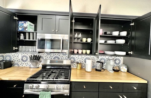 Henninger Park Casa | Clean New Cozy Modern Boho Spacious Family Home Near Disneyland Beaches SNA LAX