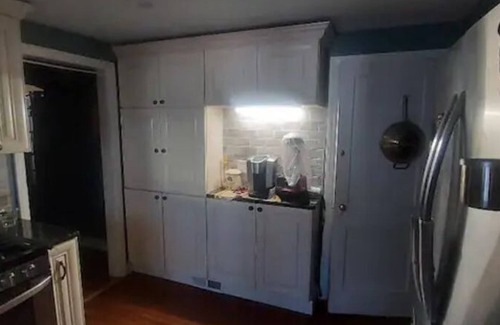 Newport Casa | Clean Sanitized upscale suite. One or two beds. Private Bath