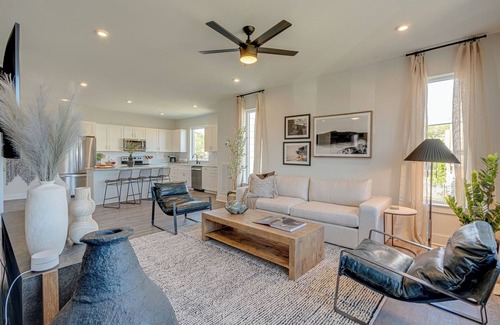 Whitebridge Casa | Clean Slate 5631- Sleeps 8