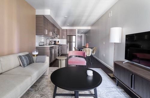 Downtown San Francisco Apartamento | Clean Soma 1BR w/ Gym & Yoga, nr Tech Companies, by Blueground