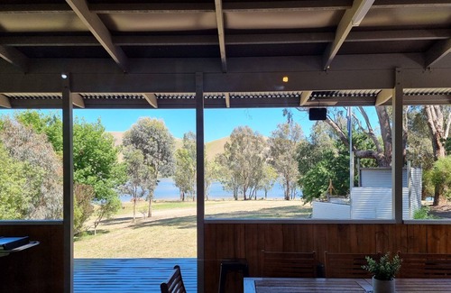 Bonnie Doon Casa | Clear View - Bonnie Doon Water Front