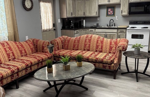Newcomb Apartamento | CLEARFORK CREEK LODGING & RV CAMPGROUND#4