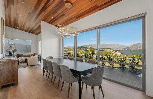 Wanaka Casa | Clearview Vista - Wanaka Holiday Home