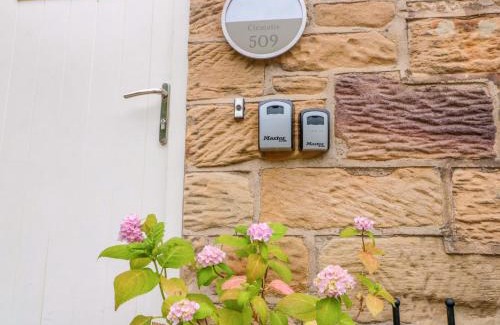 Sandsend Casa | Clematis Cottage