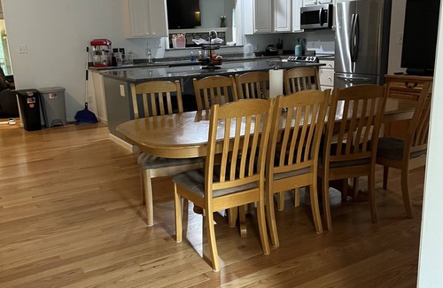 Townville Casa | Lake Hartwell Clemson Football Games Retreat - Sleeps 12