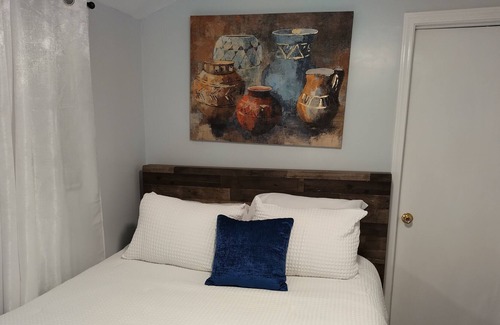Ronda Casa | Cleo's Village Blue Ridge Mountains Tiny Homes