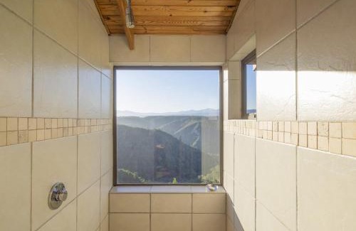Rheenendal Casa | Cliffhanger Cottages