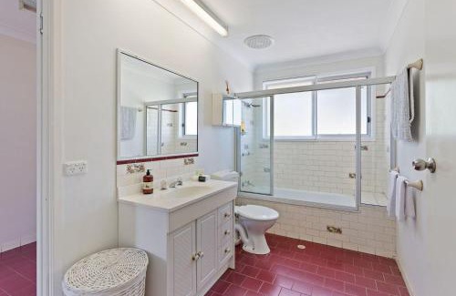 Newtown Hotel | Clifford Park Motor Inn