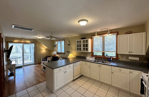 Colington Apartamento | Cliffside Retreat: On Roanoke Sound