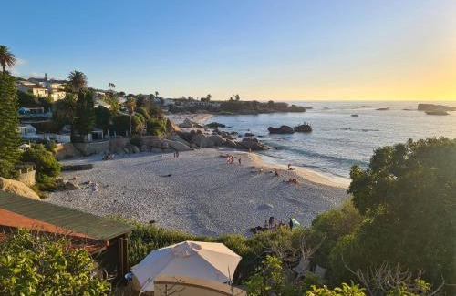 Clifton Casa | Clifton 3rd Beach house - Breathtakingly Beautiful Views!