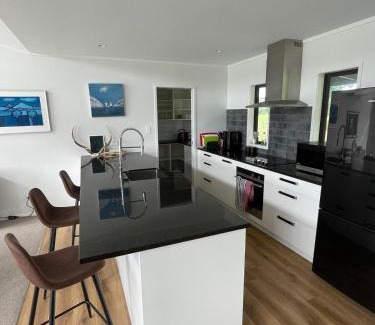 Te Awanga Casa | Clifton Bay Cottage