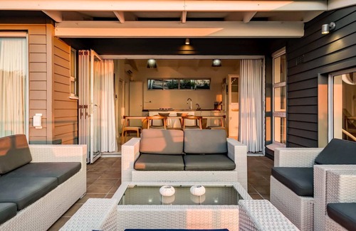 Clifton Villa | Bungalow on 4th - Tres Habitaciones Casa, Capacidad 6
