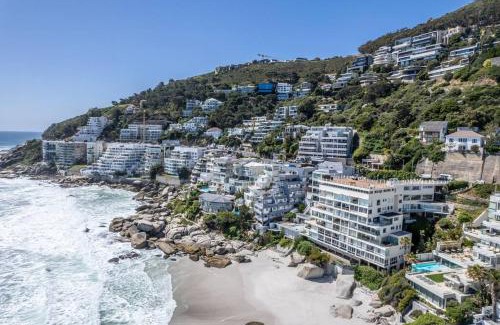 Clifton Apartamento | Clifton Beachfront Bliss Spacious 3BR Retreat