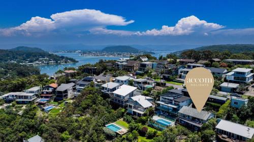 Killcare Heights Casa | 'Clifton' by Accom Holidays