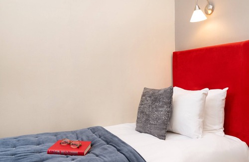 Clifton Hotel | Clifton Hotel