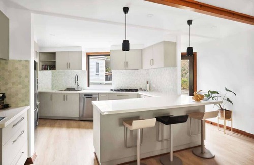 Clifton Springs Casa | Clifton Retreat large family home new renovation