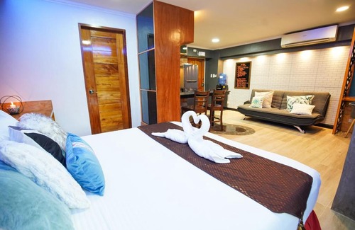 Mactan Export Processing Zone Apartamento | CLOCKWORKORANGE Luxury Studios with Netflix