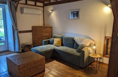 Isle Casa | Clos de Gigondas Countryside house 10 mins from CHU and Limoges center