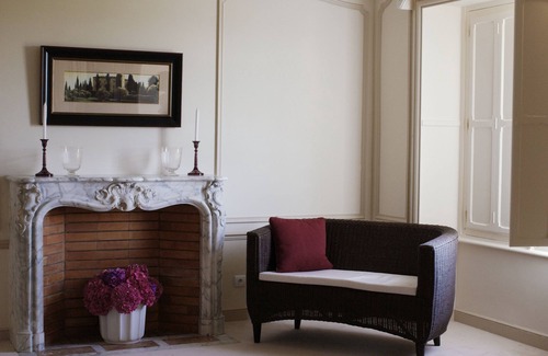 Jurancon Casa | Clos Mirabel Manor B&B