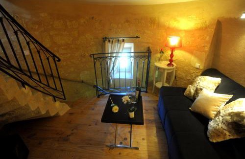 Saint-Emilion Casa | Clos Moulin Du Cadet