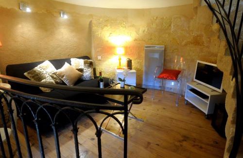 Saint-Emilion Casa | Clos Moulin Du Cadet