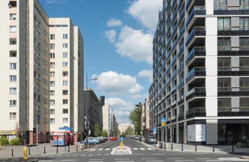 Mirow Apartamento | Close-Chic Apartments -3 Bedrooms - Warsaw Stays - Ogrodowa
