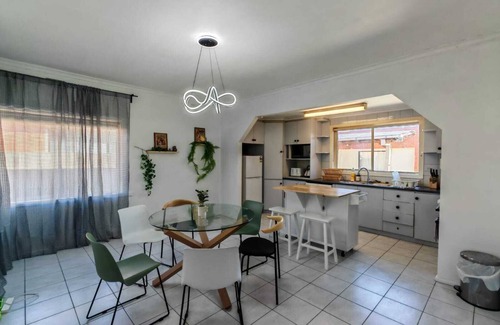 Dallas Casa | Close to Airport, Walk to Train