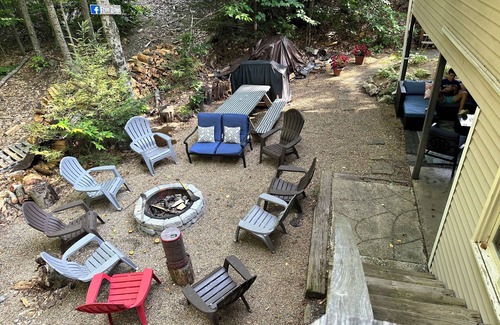 Gilford Chalet De Esquí | Gran chalet PRIVADO para 14 personas con acceso a la playa de Winnipesaukee, a 5 minutos de Gunstoc