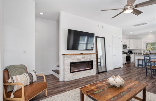 Kill Devil Hills Casa | Close To Attractions & Beaches! Dog Friendly! T1