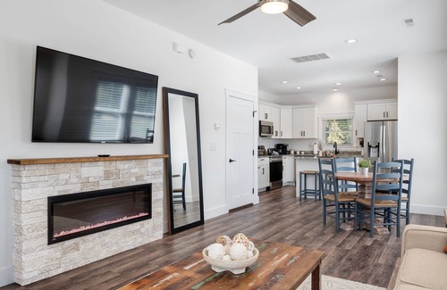 Kill Devil Hills Casa | Close To Attractions & Beaches! Dog Friendly! T1