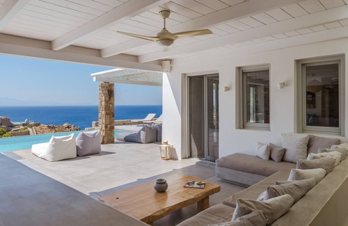 Elia Villa | Exquisita villa, magnífica vista, diseño de lujo, piscina infinita