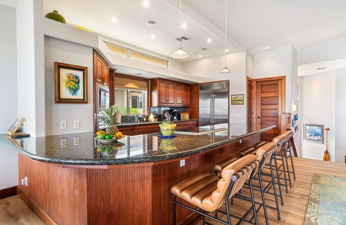 Kulalani Casa | 🏖️Close to Beaches & Restaurants | Spacious Townhome | Concierge Incl