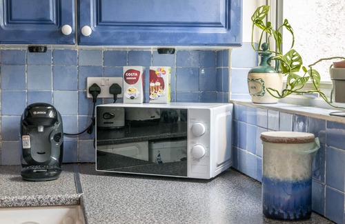 Belfast Casa | Close to city centre home with public transport
