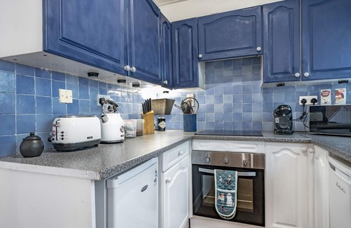 Belfast Casa | Close to city centre home with public transport
