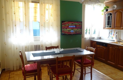 Albiolo Apartamento | Close to Como and Switzerland, quiet apartment in villa with private garden
