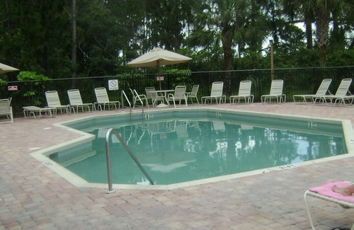 Royal Palm Bay Condominio | Reserve antes del 30 de junio para recibir nuestro precio más bajo del año.