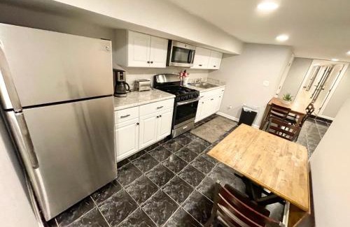 Canaryville Casa | Close to Downtown - Free Parking